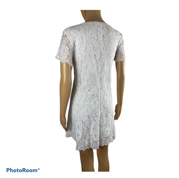 Show me your Mumu white lace  dress size medium - Picture 9 of 10
